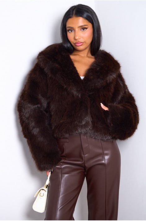 Manteau court en fourrure