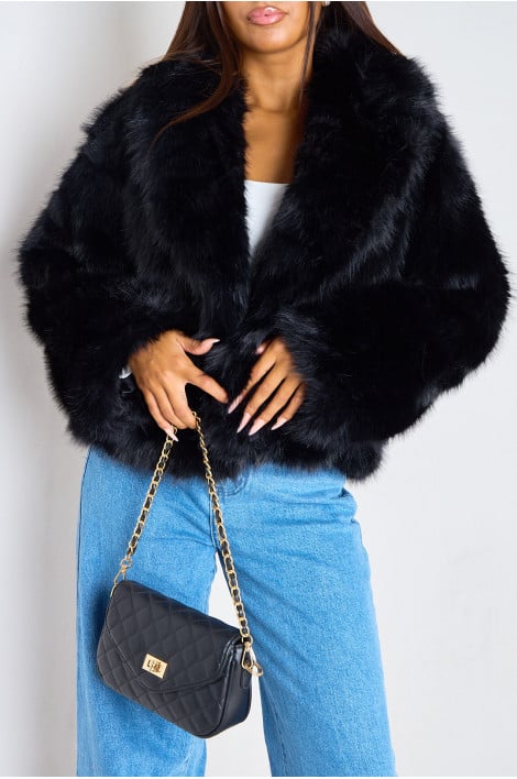 Manteau court en fourrure