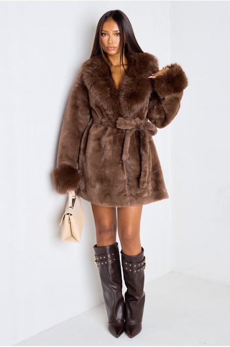 Manteau mi-long à fausse fourrure
