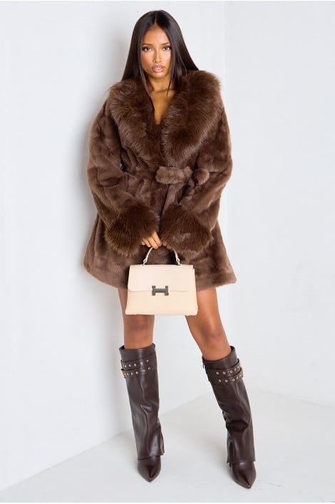 Manteau mi-long à fausse fourrure