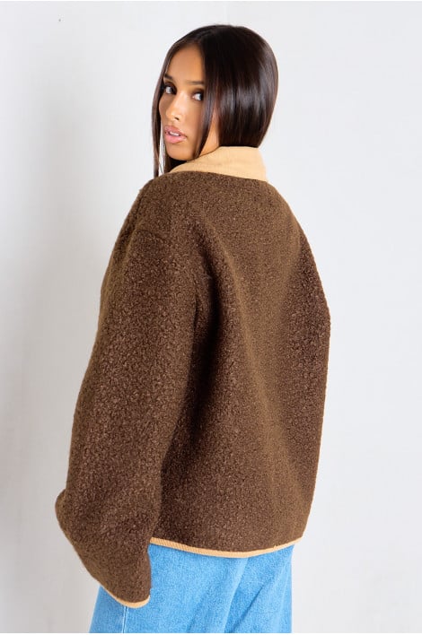 Veste en laine bouclée marron foncé